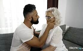 Taking a big Loads of Cum in My Mouth While My Tiny Dick Husband Watches how i got fucked!