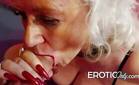 Pure Vicky: sexy german Granny in hot Leo-Wetlook Outfit and Heels sucks hot Cum out of a big Cock